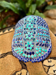 Turtle with blue lapis and magnesite.